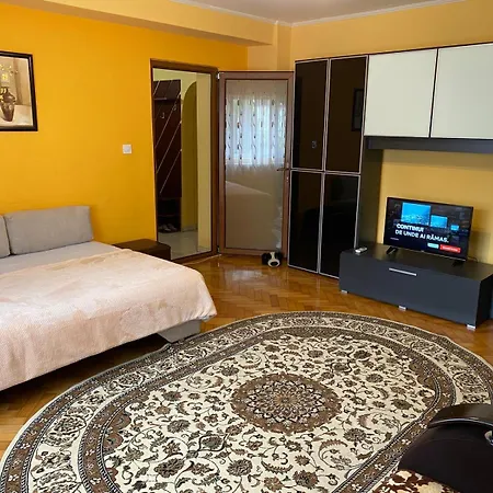 Apartment Cozy 3-room In Eforie Nord